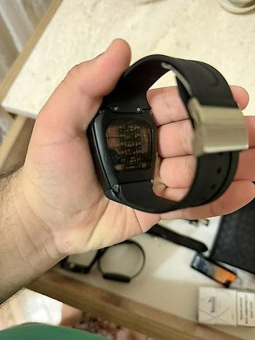 irshad electronics saatlar: Futuristik dizaynlı qol saatı - Korpus: Qara rəngli, küncləri — 3