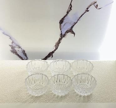 Tort və şiriniyyat qabı, Şüşə