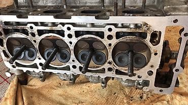 mator 80cc vəlo: Mühərrik silindr başlığı – 4 silindr, DOHC (ikili eksantrik mili) — 2