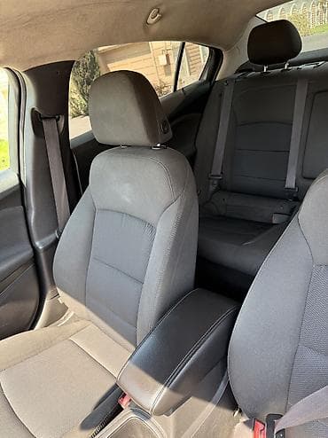 Chevrolet Cruze: 1.4 l | 2016 il 239000 km Sedan