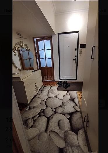 kireditle ev: Bakı, 7-ci mikrorayon, 3 otaqlı, Köhnə tikili, m. Azadlıq Prospekti, 65 kv. m — 4