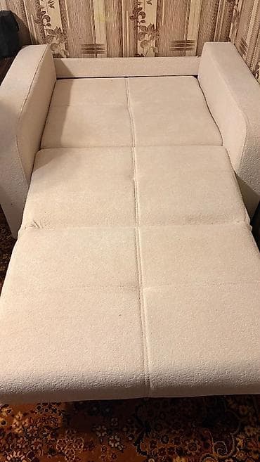 kereslo: Yeni, Kreslo-oturacaq — 1