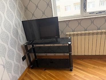 ref: İşlənmiş, Künc Tv altlığı, Polkalı, Şüşəli — 1