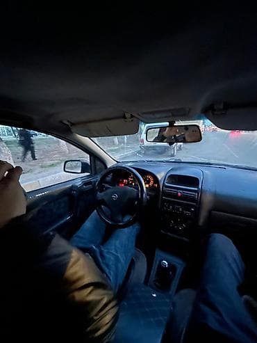 uaz diski: Opel Astra Caravan (Universal) – bordo rəng, geniş və praktik ailə — 5