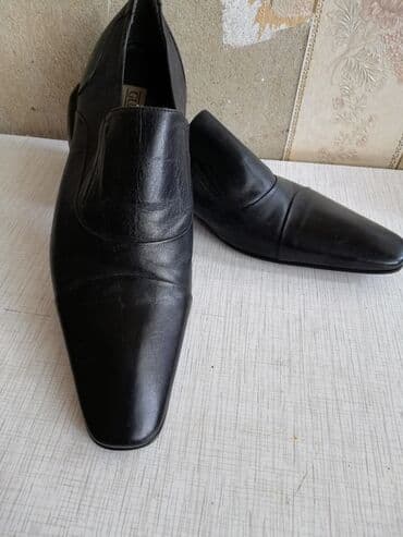 купить ботинки в баку: Kiwi ayaqqabısı və botinkalar. 20 azn. Teze. Qalan razmer lər  — 2