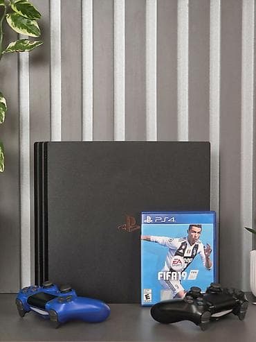 ps3 oyun diskləri: PlayStation 4 Pro oyun konsolu paketi - Model: Sony PlayStation 4 Pro — 1