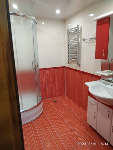 4 otaqlı ev: Meqafanın yanı, 16/4 mərtəbə, 90 kv, 2 otaq, tam əşyalı, dəniz — 24