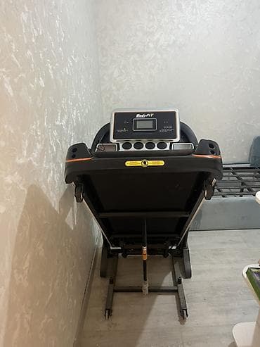 ovcular evi: Trenajor Bodyfit tezedi 2 aydi alinib. Dag rejimide var. 1300 azn — 2