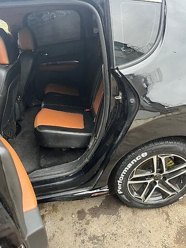 arxa kapot: Peugeot 3008: 1.6 l | 2012 il 325000 km Ofrouder/SUV — 9