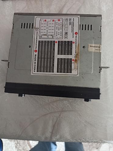 Avtomobil üçün multimedia/naviqasiya başlıq qurğusu - 2-DIN ölçülü ön