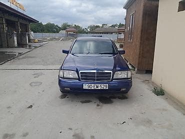 car parking maşın satışı: Mercedes-Benz bizin dille desey cewka.trasdarin wahi rahat konfort — 1