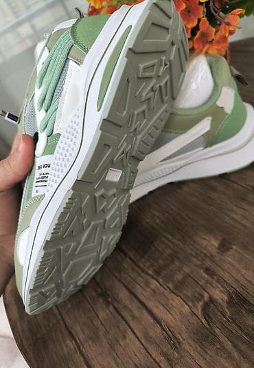 Türkiyədən alınıb hədiyyə olaraq. Ölçü uyğun gəlmədiyi üçün satılır — 3