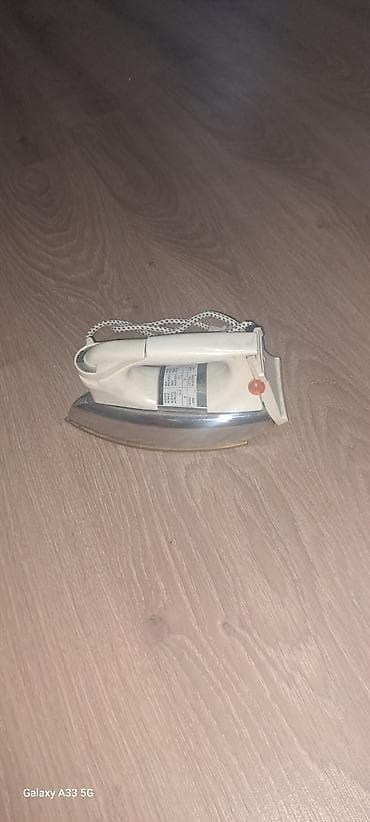 kontakt home ütü: 🔌 Köhnə dəmir ütü satılır Orta ölçüdədir, köhnə ütüdür, işlək — 1