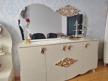 madonna service: Servant — 1