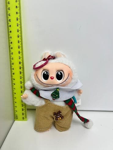 labubu oyuncaq: Labubu kolleksiyası: 22 ədəd adi boy labubu 1 ədəd orta boy labubu 1 — 1