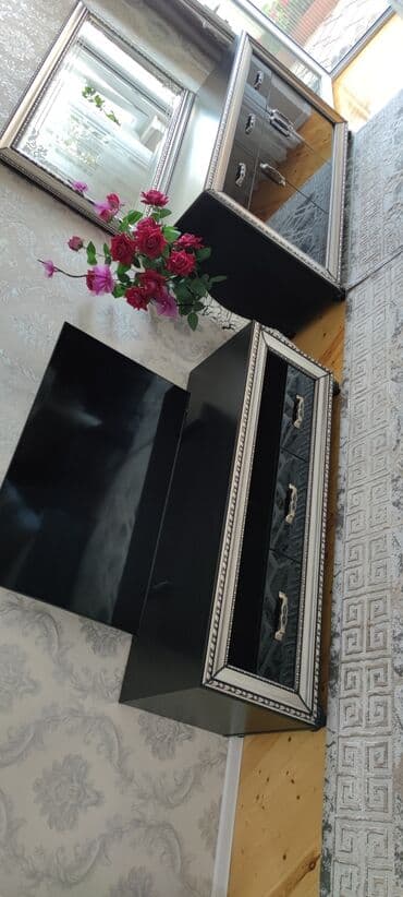 эмбавуд диваны: Tv altlığı Sumqayıt şəhərində Embawood şirkətinin yaxşı vəziyyətdədir — 3