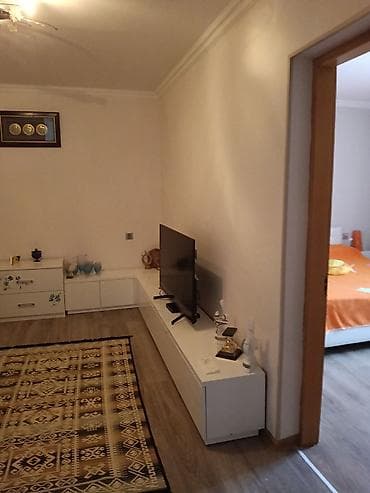 Ev üçün mebel: Mebel dəsti – yataq otağı və qonaq otağı üçün Yataq otağı: - Yumşaq — 5