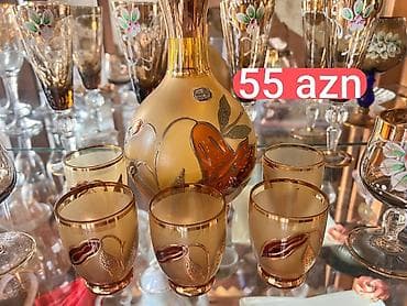 Qızılı dekorlu likör dəsti - Tərkibi: 1 ədəd qraf və 6 ədəd kiçik — 1