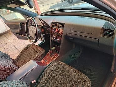 mercedes satilir: Mercedes-Benz C-Class sedan - Kuzov: 4 qapılı sedan, gümüşü rəng - — 6