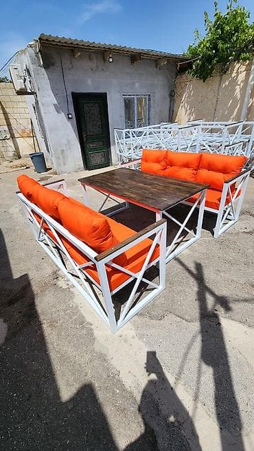 bağ ucun: Dördbucaq masa, Açılmayan, Skameykalar ilə, Metal — 4
