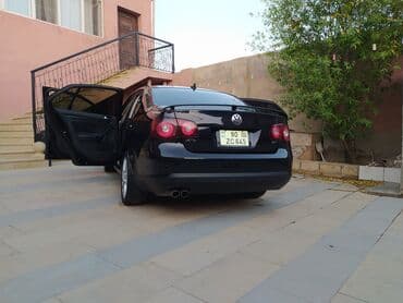 oturucu: Volkswagen Jetta: 2 l | 2009 il Sedan — 4