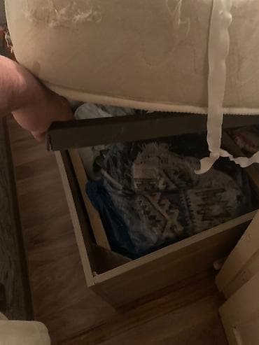 taxta lambir: İşlənmiş, İkinəfərlik çarpayı, Bazalı, Matras ilə, Siyirməli — 2