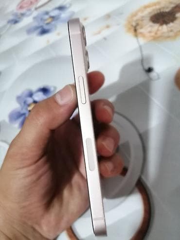epson eb s18: IPhone 13, Çəhrayı — 2