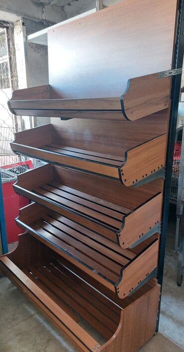 ref vitrin: Cörək ücün vitrin polkalar sagdakı 250 soldakı 450 manata — 2