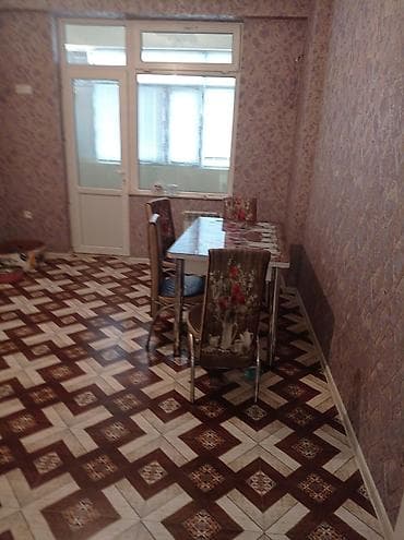 3 комнатная квартира: Kirayə 3 otaqlı mənzil, giriş kalidor 6kv, holl 8kv studiya zal — 5