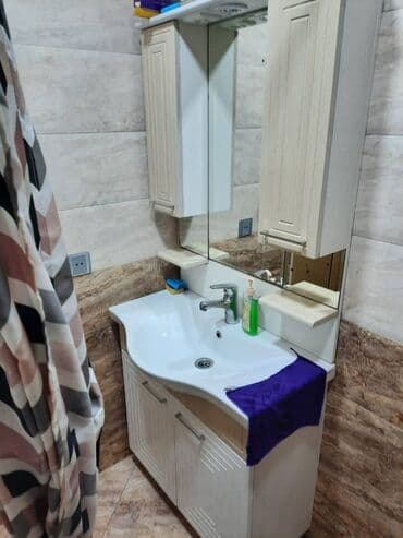 gence ev kirayesi: Memar əcəmi metrosu 5 mərtəbəli binanın 1-ci mərtəbəsində 3 otaqlı — 10