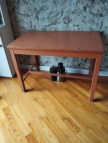 qara sade donlar: Stol 110 En 68 sm ayaqqdan 77 sm Bərk stoldur — 3