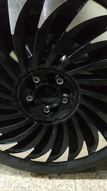 turbo az ceşka: Avtomobil üçün yüngül lehimli disk dəsti - Dizayn: Radiyal “turbina” — 1