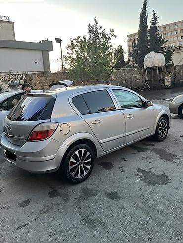 06 maşin: Opel Astra: 1.3 l | 2007 il 280000 km Hetçbek — 3