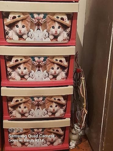 Dolab .plasmas Upakovkada .teze .yungul ve elverişli .vatsap