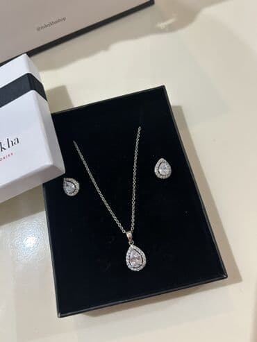 uzun qizil sirqalar: Zuleykha Accessories zərgərlik dəsti - Komplekt: boyunbağı və — 2