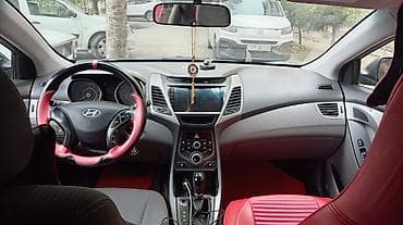 cls 63 amg: Hyundai Elantra sedan - Kuzov: qara rəng, 4 qapı, aerodinamik ön — 3