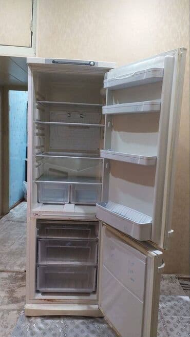 Blenderlər: Endirim edildi❌ Soyucu Indesit 200 azn Islek veziyyetdedir 🏡 Yeni — 2