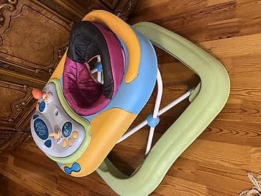 Uşaq gəzdirəni /yürütəc/ manej Çox az istifadə olunub, təkərlərində