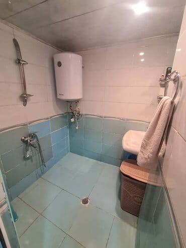 turkiyede evlerin qiymeti: Bakı, 3 otaqlı, Köhnə tikili, 80 kv. m — 7