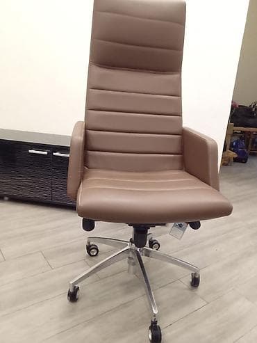 Ofis masaları: Təkərli, Qolları tənzimlənir, Süni dəri — 1