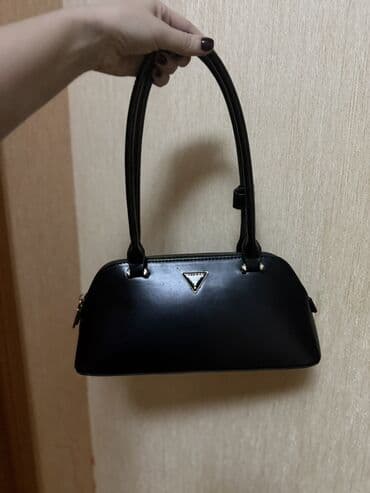 Əl çantası, Guess