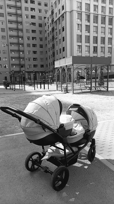 əkizlər üçün kalyaska: Əkizlər üçün araba, İşlənmiş, Ünvandan götürmə — 6