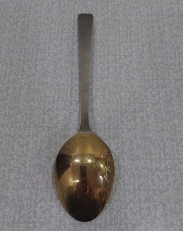 qaşıq dəsti: Sovetdən qalan təzə qaşıq dəsti satılır, yemək üçün böyük ölçülü qaşıq — 8