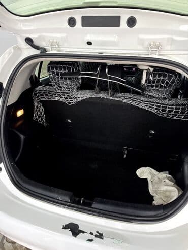 Lincoln: Toyota Aqua: 1.5 л | 2017 г — 6