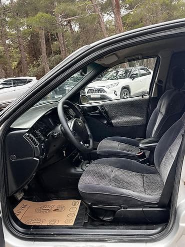 disk r17: Opel Vectra: 2 л | 1997 г. 323000 км Седан — 6