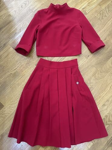 детский костюм бэтмена: M ölçü dest, tezedir ölçü sehv gelib. Realda gözel bordo qırmızısı — 1