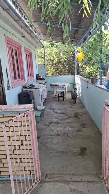 готовые дома продажа: Həyət evi və geniş bağ sahəsi - Daş hasarlı, darvazalı həyət. Girişdə — 17