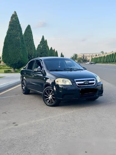 şevralet kobalt: Chevrolet Aveo: 1.4 l | 2010 il 250000 km Sedan — 1