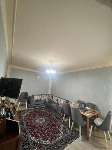 sumqayit 12 mkr ev satilir: Bakı, 3 otaqlı, Köhnə tikili, m. Xalqlar Dostluğu, 62 kv. m — 2