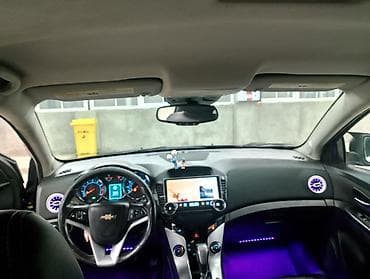 cruze 2012: Chevrolet Cruze sedan - Kuzov: 4 qapılı sedan, tünd mavi/qara rəng - — 6